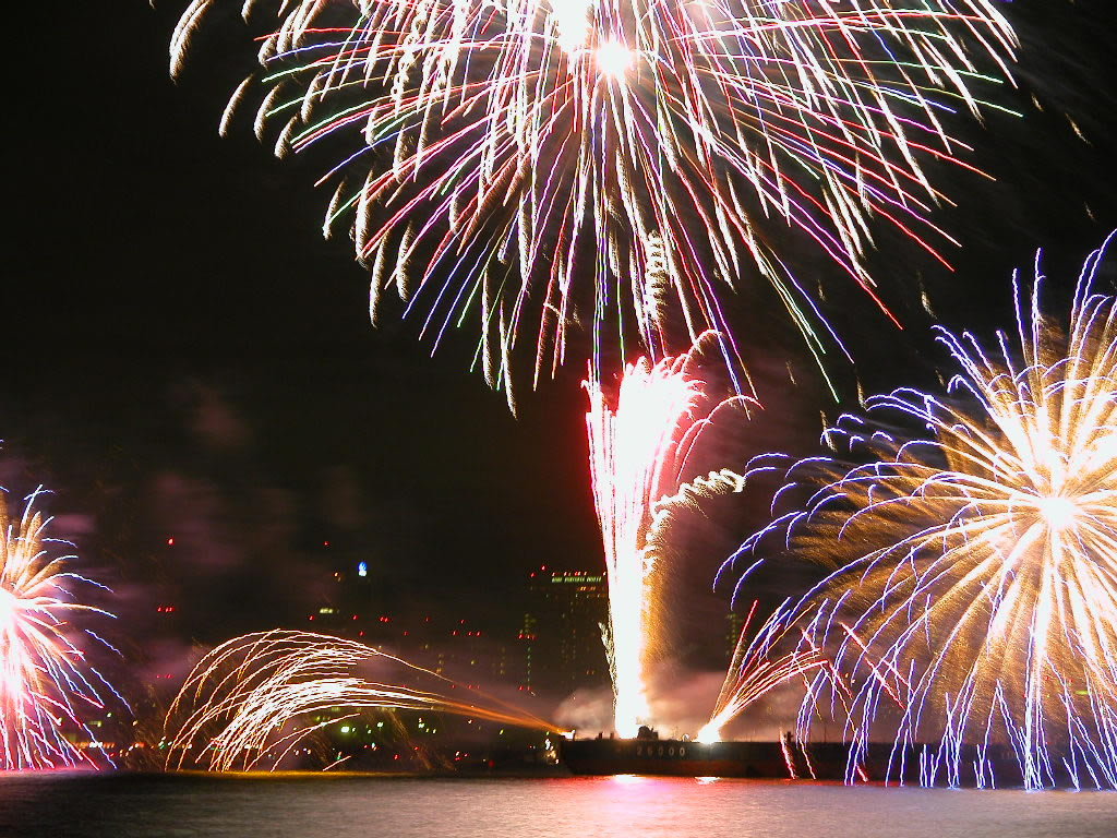Kobe fireworks display   Festival of marine fireworks