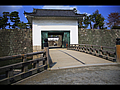 本丸への入り口・東橋と櫓門