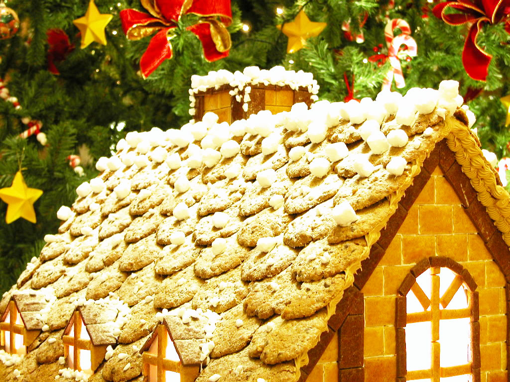 お菓子の屋根　左クリックでポートタワー・ホテルオークラ・クリスマスへ右クリック背景に設定で壁紙へ