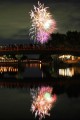 宇治川に映して見る花火320×480