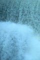 激しい流れの滝320×480