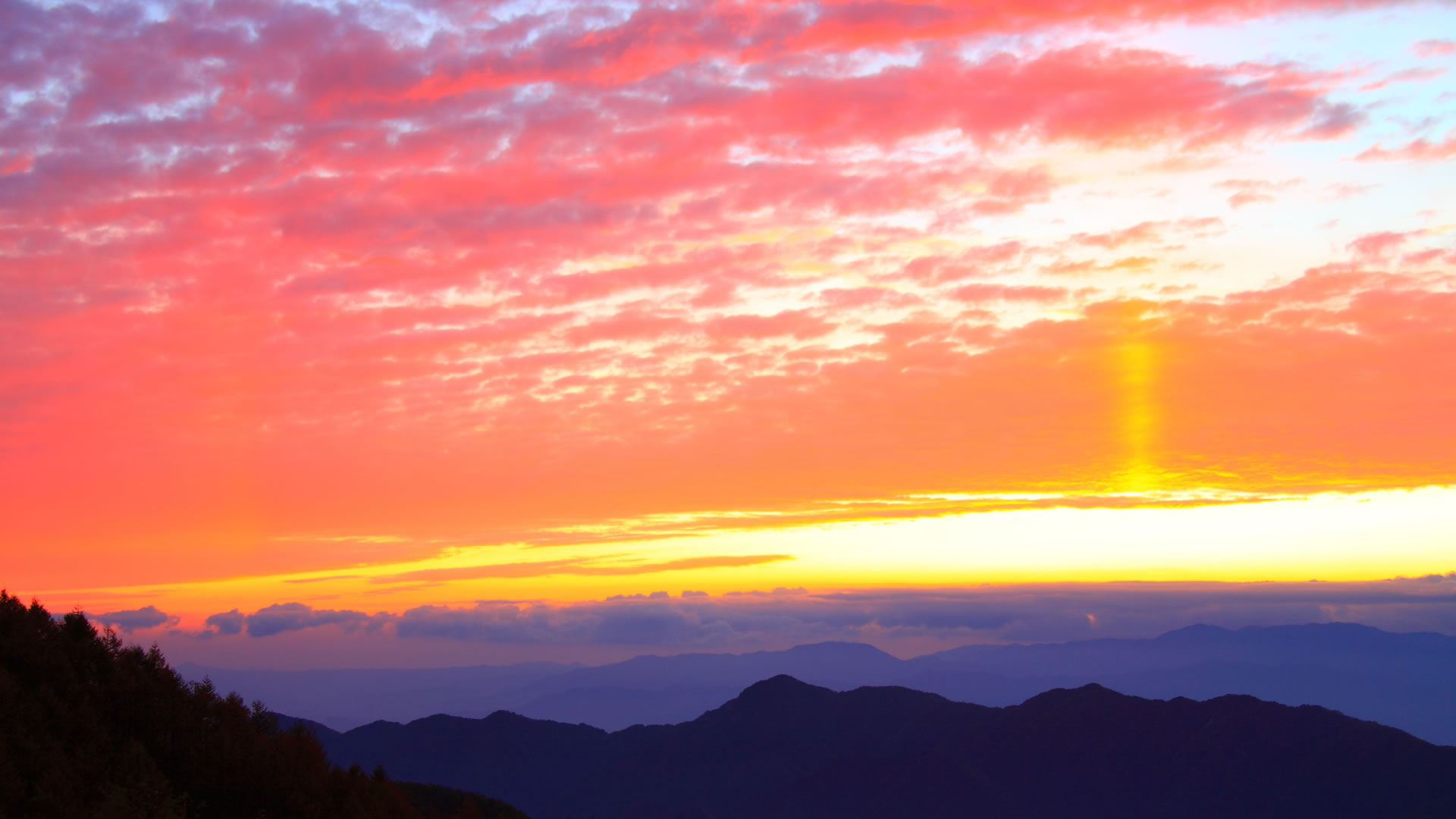 しらびそ高原夕焼けのグラデーション1920 1080 日本の風景大型サイズ無料壁紙